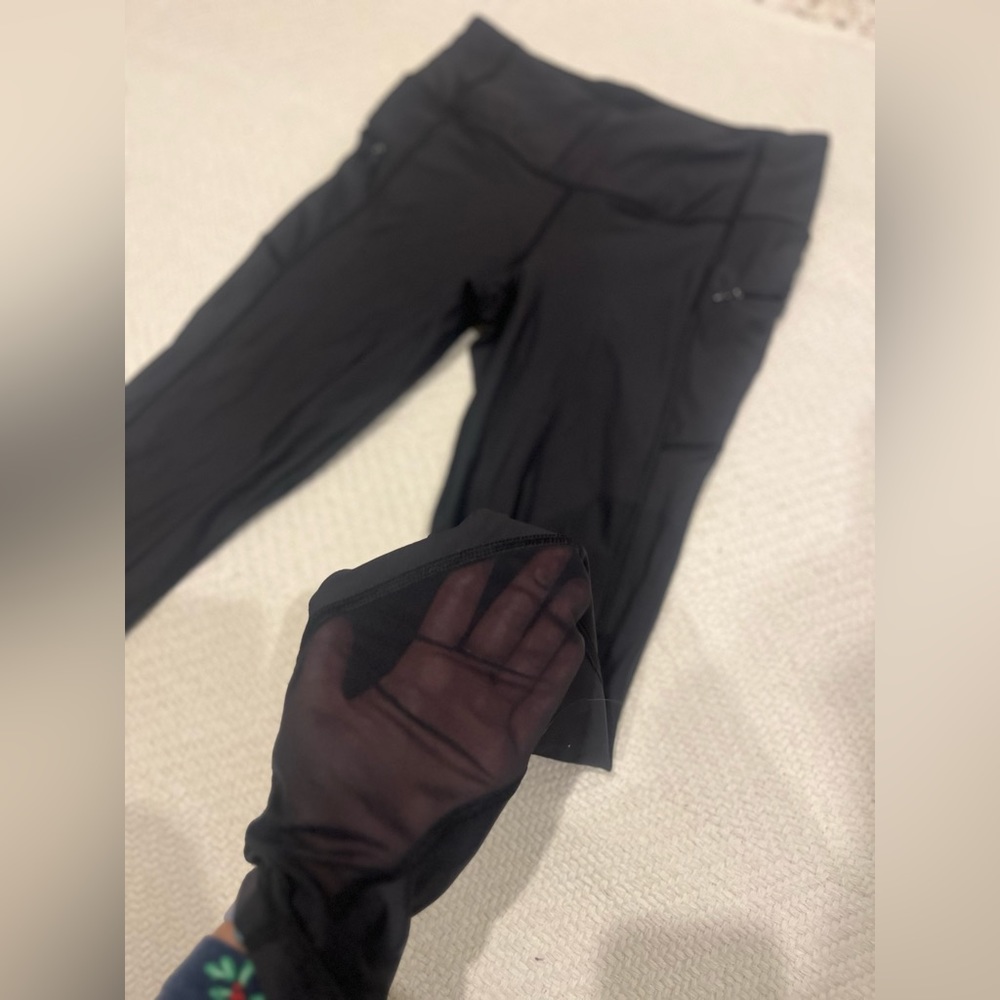 Victoria Sport black activewear leggings